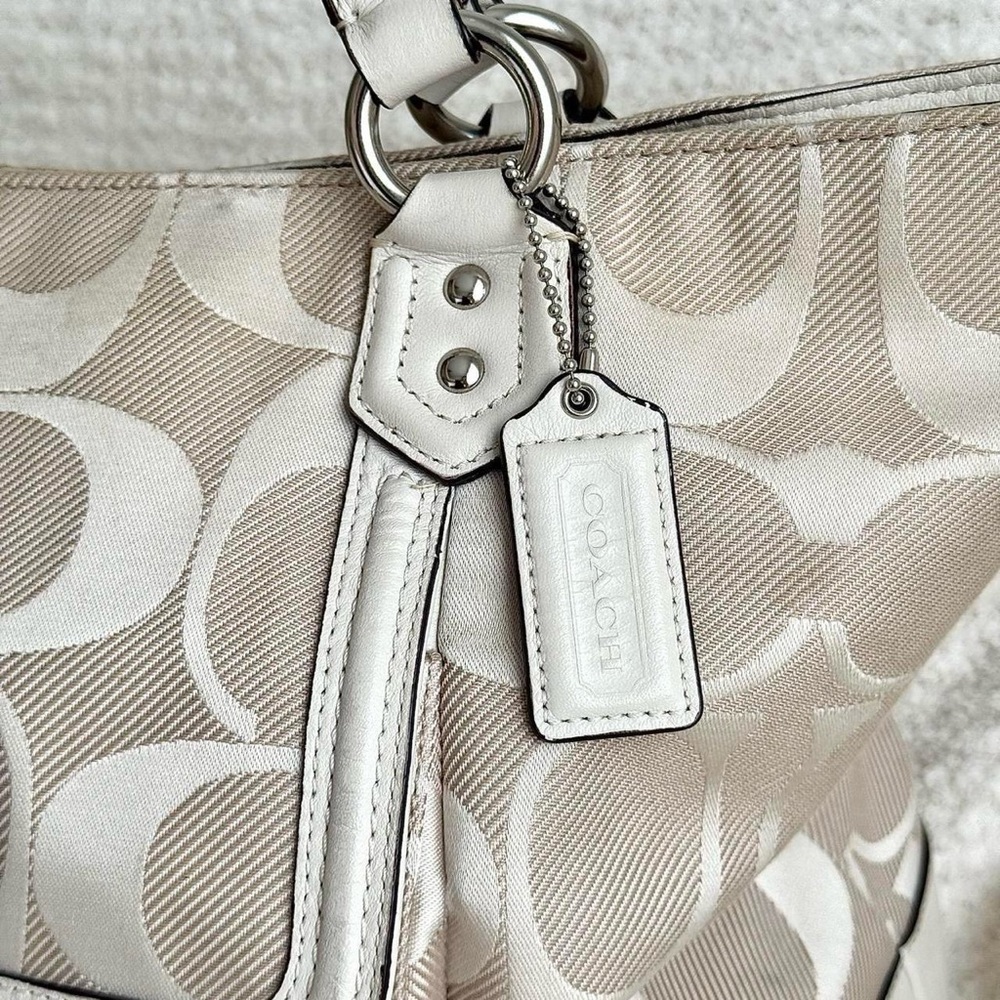 Coach Beige Signature Tote Travel Bag - Picture 4 of 6